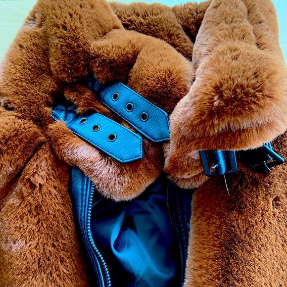 BLANK NYC Noise Faux Fur Jacket in Brown (Medium Size) - Like NEW - Picture 2 of 6